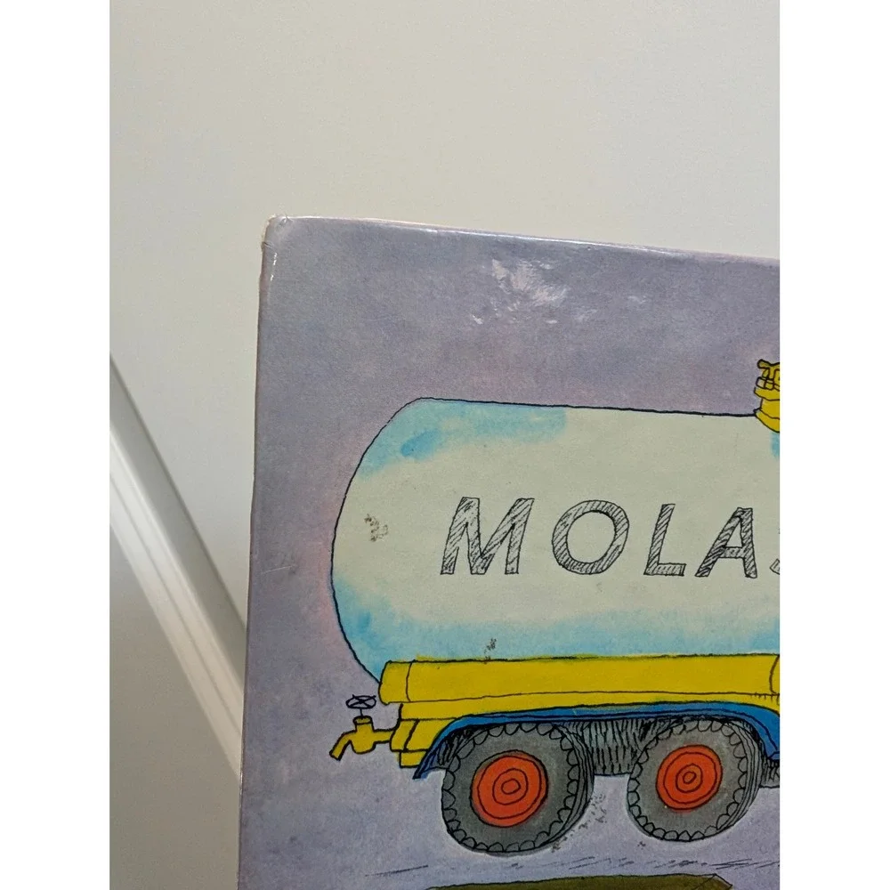 Richard Scarry's Cars and Trucks and Things That Go Golden Book Hardcover